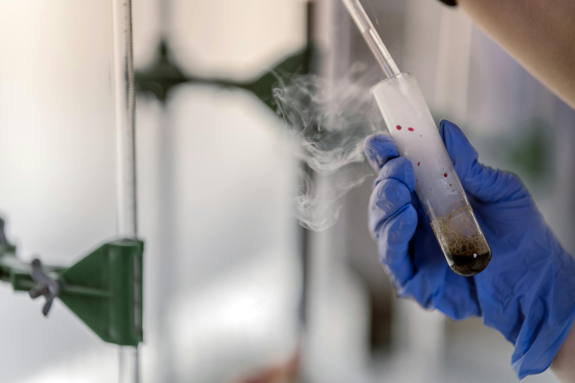 Meeting UL94 V-0 Standards: A Critical Requirement